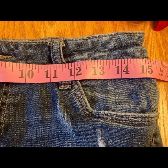 Kut from the Kloth Denim Shorts - Picture 5 of 7